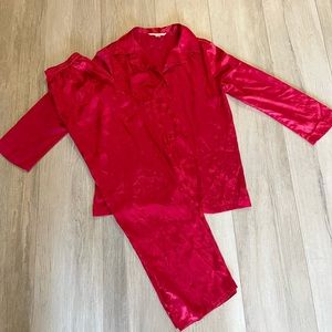 Vs Victoria's Secret Red satin pj pajama set M